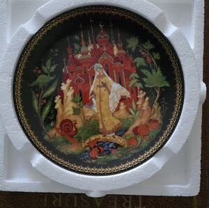 The Bradford Exchange Decorative Plate with Russian Design
